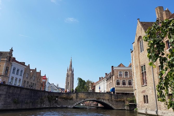 Amsterdam to Bruges – Private luxury Full-Day Tour Cristmasmarket - Price and what you’re really paying for in a private luxury day