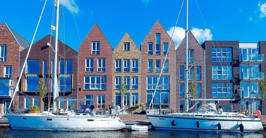 Amsterdam to Haarlem: Private Day-Trip Experience - The Haarlem Walk: Canals, Cobblestones, and Street-Level City Life