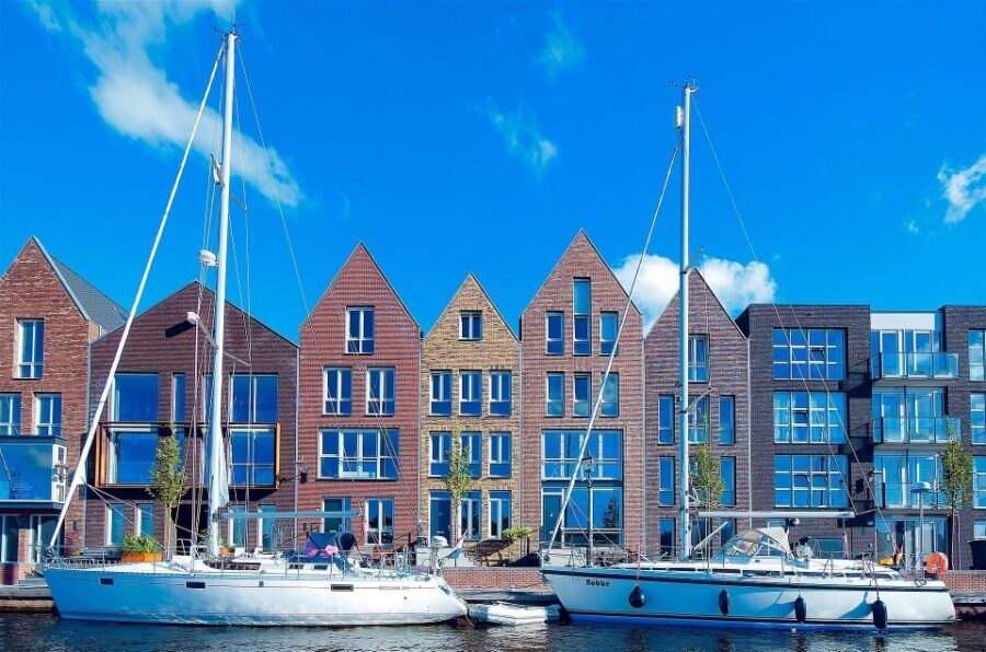 Amsterdam to Haarlem: Private Day-Trip Experience - Grote Markt Lunch: Real Haarlem Rhythms, Not Just a Meal Break