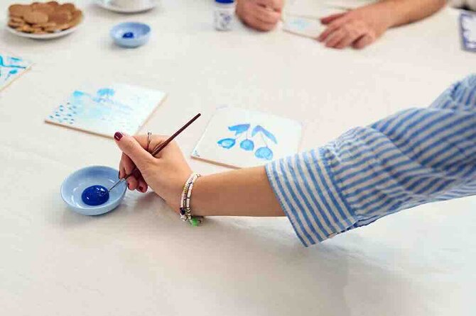 Amsterdam Traditional Dutch Blue Tile Painting Workshop - Tea, coffee, and stroopwafels while your tile dries (kind of)