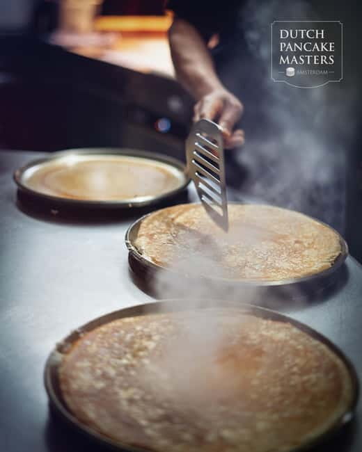 Amsterdam: Traditional Dutch Pancakes - Dutch Pancake Masters at Damrak 44: A Practical Meal Plan in the Center