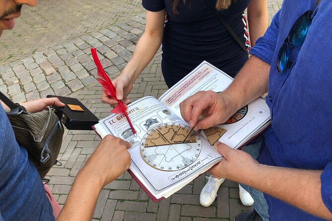 Amsterdam Treasure Hunt: The Mystery of a Secret Sender - Stop-by-Stop: From Oude Kerk to Amsterdam Museum
