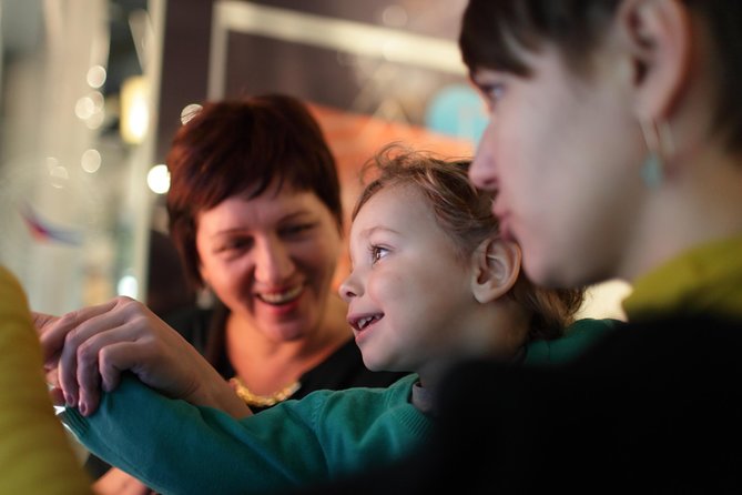 Amsterdam Van Gogh Museum Private Tour for Kids & Families - Key highlights at a glance