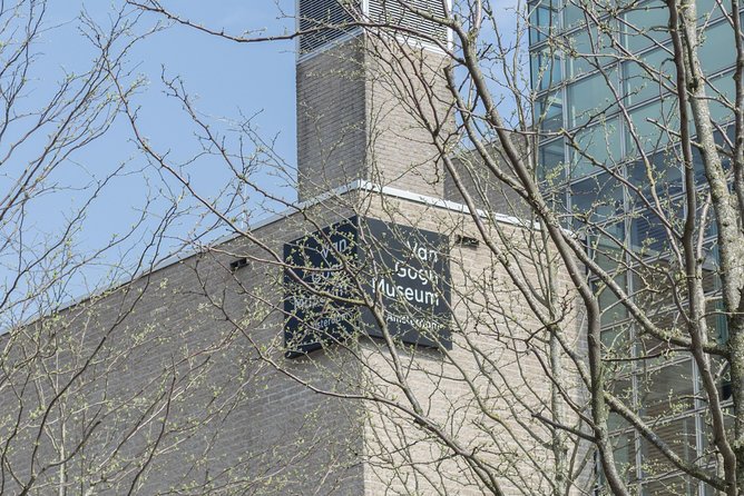 Amsterdam Van Gogh Museum Private Tour for Kids & Families - A private Van Gogh Museum hunt for kids and grown-ups