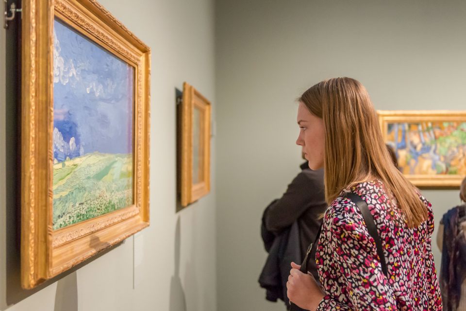 Amsterdam: Van Gogh Museum Ticket & Canal Cruise - Audio commentary in 19 languages: how to use it without missing the views