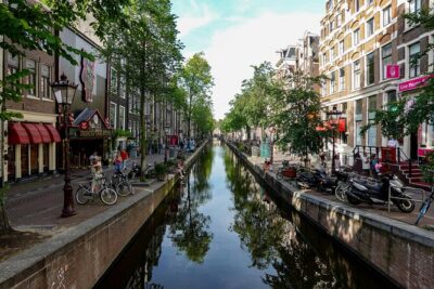 Amsterdam Walking Tour: Explore the Red Light District - De Wallen: The Oldest Part of the City in Plain Context