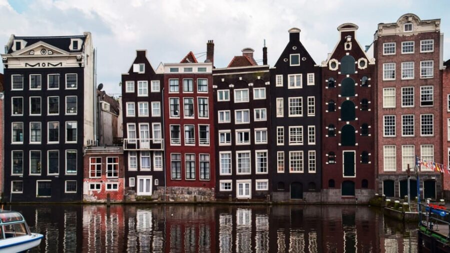 Amsterdam Walking Tour with a Local - Then you hit the city’s top attractions—without losing the plot
