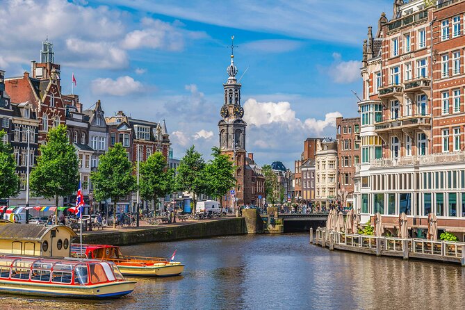 Amsterdam Walking Tour with Audioguide on Your Smartphone - De Papegaai church, the Beguinage, and Amsterdams Lieverdje: quieter stops with meaning
