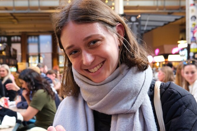Amsterdam-West Food Tour with local guide - Larry’s in Amsterdam West: bao buns, jackfruit, and the street-food mood