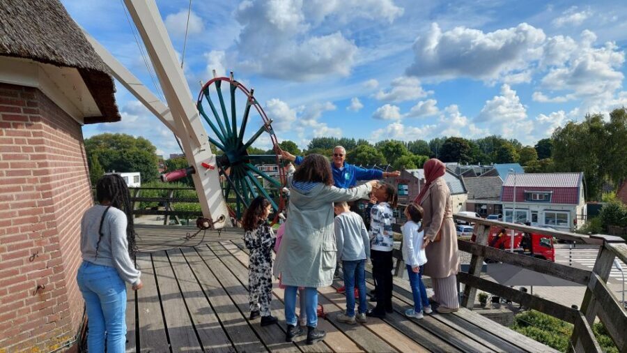 Amsterdam: Windmill Guided Tour - Watching the sails turn: the moment it gets real