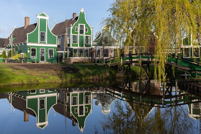 Amsterdam: Windmills, Cheese and Volendam Tour with Video Guide - Weather reality check: a cold, windy day is possible