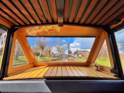 Amsterdam: Zaanse Schans and Giethoorn Day Trip with Cruise - Zaanse Schans: windmills, wooden shoes, and a craft-focused slow walk