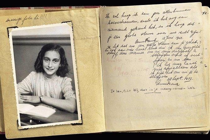 Anne Frank and the Jewish History of Amsterdam Private Tour - A private 3-hour walk through Jewish Amsterdam and the city center
