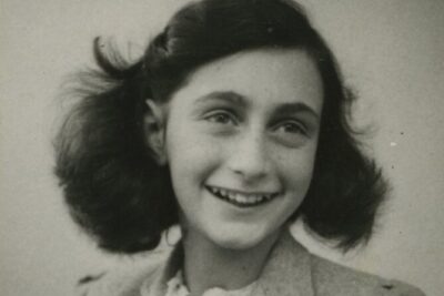 Anne Frank and the Jewish History of Amsterdam Private Tour - Portuguese Synagogue and the Jewish Historical Museum: where you start to make sense of Amsterdam’s Jewish presence