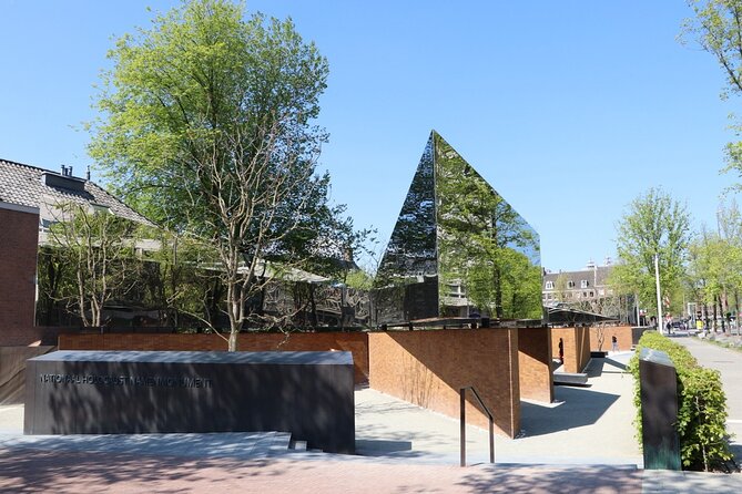 Anne Frank's Amsterdam Jewish History WWII Semi-Private 12ppl Max - Stop 3: Homomonument—memorial for LGBTQ+ victims