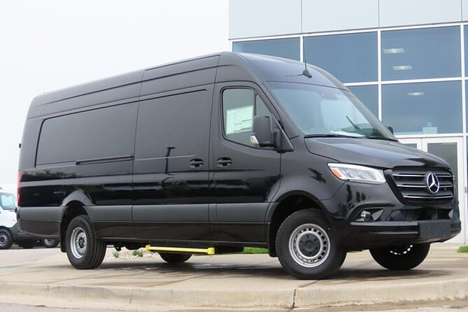 Arrival Private Transfer Amsterdam Airport to Amsterdam City Center by Minibus - Key highlights worth your attention