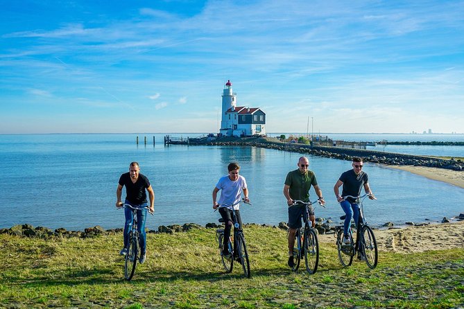 Bike rental Volendam - Explore the Countryside of Amsterdam - Edam in About an Hour: Narrow Canals, Nearly 800 Years, and a Cheese-Market Moment