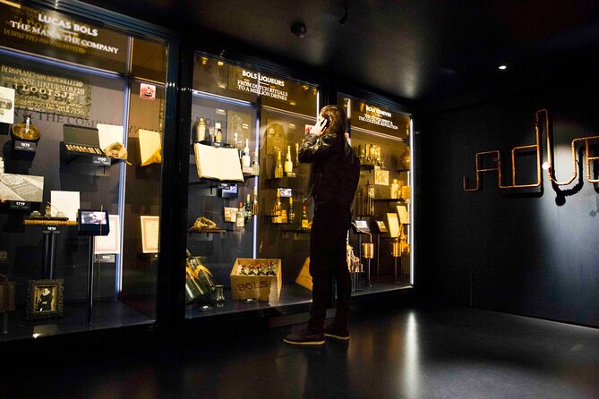 Bols Cocktail Experience Entrance ticket plus Cocktail - How the 1-hour flow fits Amsterdam days