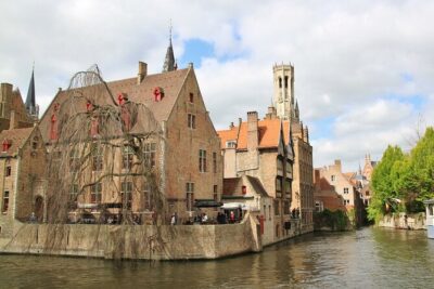 Bruges Tour from Amsterdam - The Bruges guided walk: canals, cobbles, and medieval streets