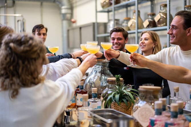Cocktail workshop @ Spirited Union Rum Co. (Amsterdam) - The cocktail workshop: professional bartenders, your workstation, and George’s pace