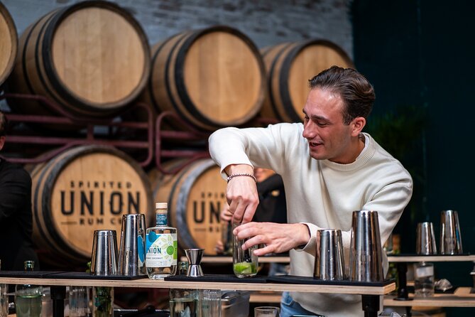 Cocktail workshop @ Spirited Union Rum Co. (Amsterdam) - Inside the distillery experience: tour + botanical rum tasting
