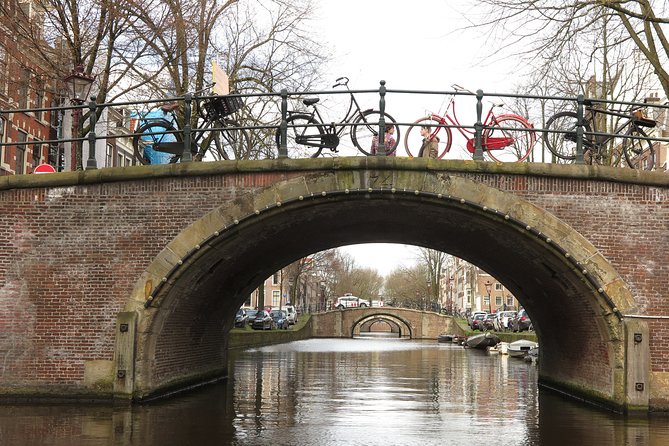 Countryside of Amsterdam Private tour - Volendam on the dike: sea air, lake views, and Dutch seafood