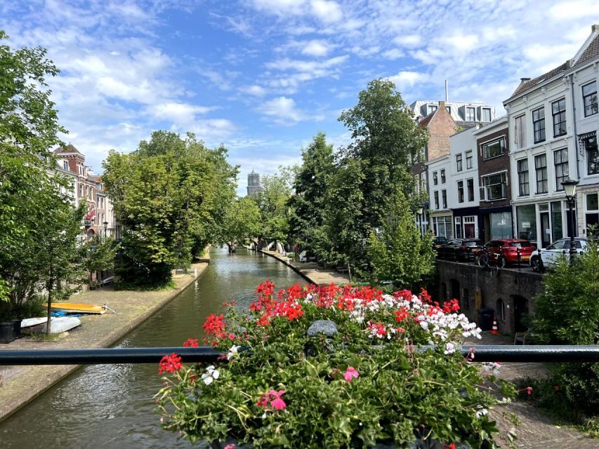Cultural and Historical Audio Guided Walking Tour of Utrecht - Meeting at Kruisstraat and Getting the App Running