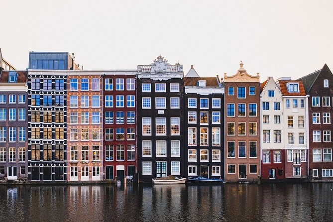 Cursed Houses of Jordaan: Self-Guided Mystery Walk in Amsterdam - Who This Self-Guided Game Fits Best