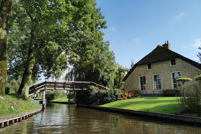 Day Tour Giethoorn, Afsluitdijk and Zaanse Schans with Boat Cruise - Should You Book This Tour?