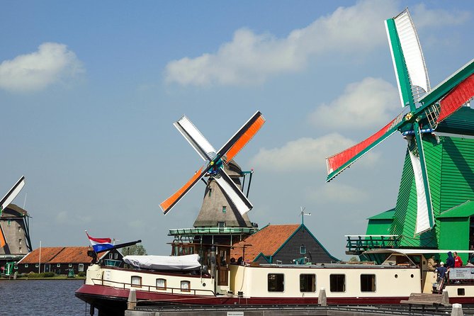 Day Trip from Amsterdam to Zaanse Schans Windmills and Volendam - Zaanse Schans Windmills: What You Really See
