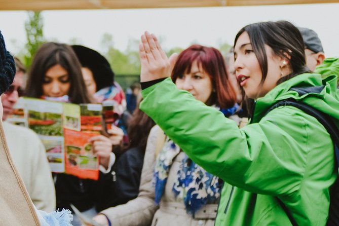 Day Trip to Keukenhof Gardens from Amsterdam with Tour Guide - The Guide Factor: English, Engagement, and Group Pace