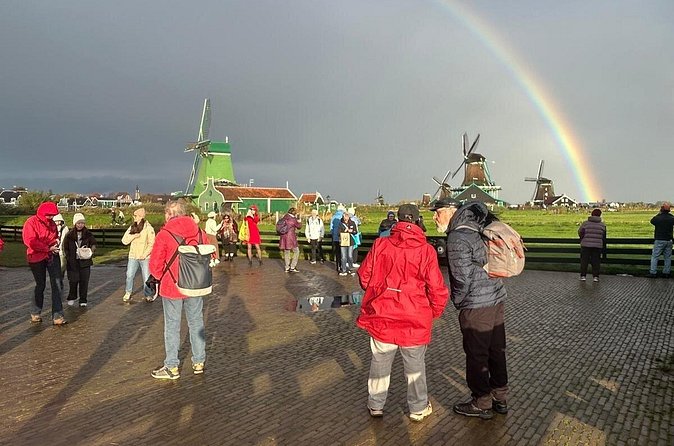Daytrip Tour from Amsterdam to Zaanse Schans and Giethoorn - Getting around: transit, pacing, and why the day feels manageable