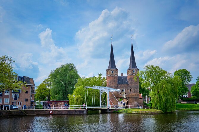 Delft: City Walk with Audio Guide in 7 Languages on your Phone - Oostpoort City Gate: Your Best Photo Moment for the Day