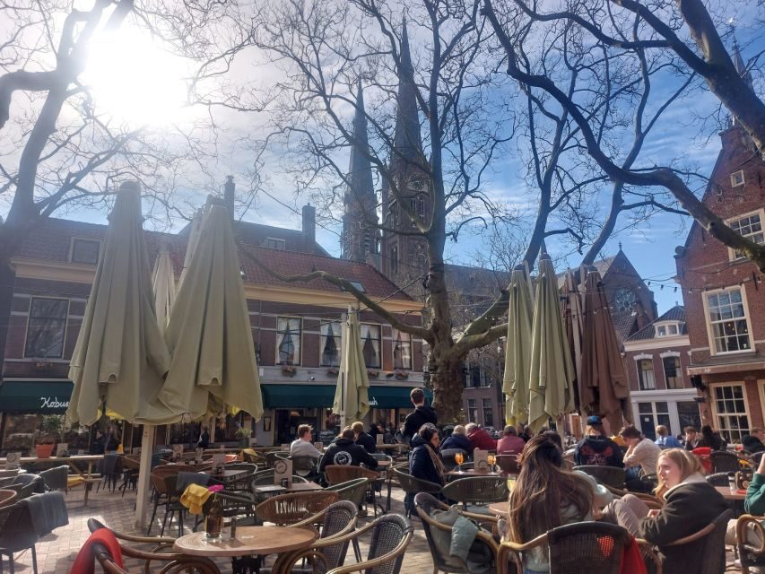 Delft: Dive into the Golden Age on a Private Walking Tour - Market Square, churches, and canals: the “real Delft” beat