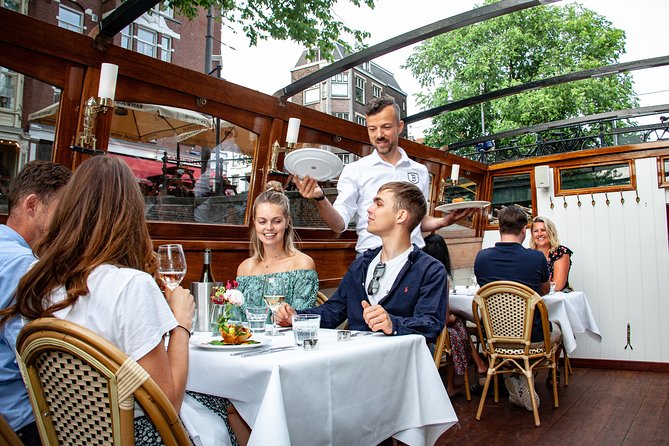 Dinner Canal Cruise Amsterdam: 3-Course Dinner Included - Food quality, drinks, and the one thing that can surprise you