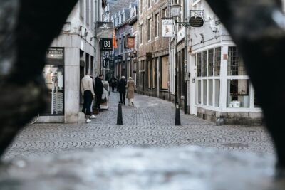 Discover Maastricht with a Smile! Culture, History and People - Pickup, mobile tickets, and finding your guide at Stokstraat