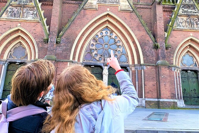 Discover the best spots in Eindhoven with Outside Escape - Starting at Dommelstraat 4 and getting your riddle rhythm right