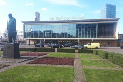 Discover the best spots in Eindhoven with Outside Escape - Johanna van Rochefortstraat: where the tour teaches you how to play