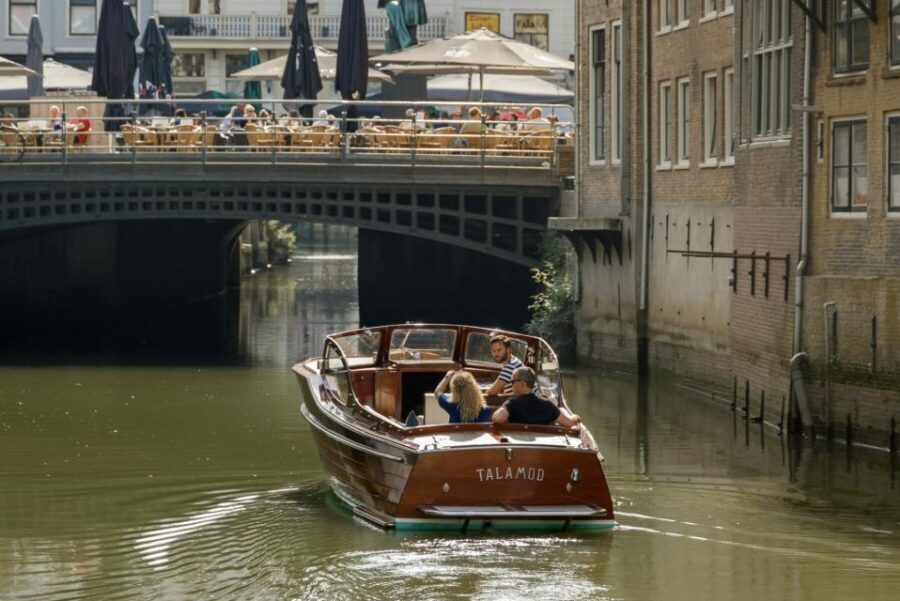 Dordrecht: City Walking Tour with Boat Ride - Timing, pacing, and how to fit it into your Dordrecht day