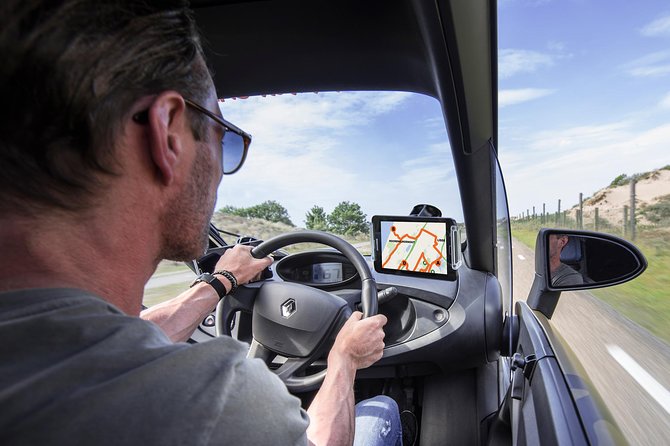 Drive it yourself electric Dune and Beach GPS audio tour - Key highlights worth planning for