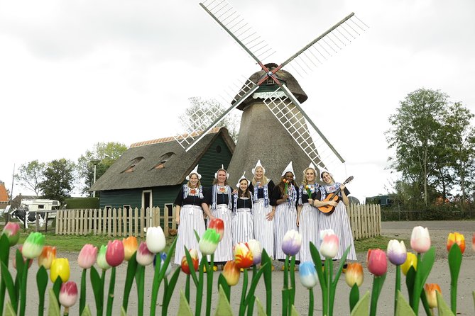 Dutch Experience in Volendam with Traditional Outfits - Traditional outfits and the pro group photo you can keep