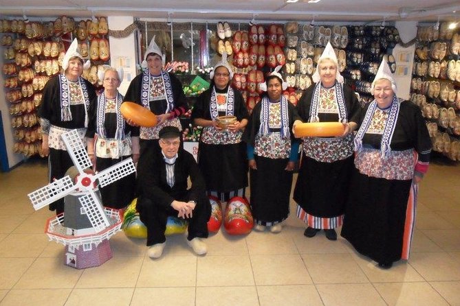 Dutch Experience in Volendam with Traditional Outfits - Getting there from Amsterdam: public transport that won’t eat your day