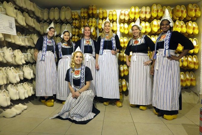 Dutch Experience in Volendam with Traditional Outfits - Who this private farm-and-clogs visit fits best
