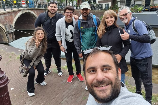 E-Bike Tour, Amsterdam's Highlights and Hidden Gems - Anne Frank House stop: close enough for context, fast enough to keep moving