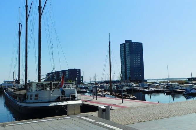 e-Scavenger hunt Almere: Explore the city at your own pace - Logistics that matter day-to-day