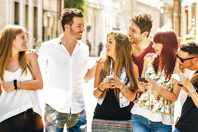 e-Scavenger hunt Deventer: Explore the city at your own pace - Group fit: who will love this and who might not