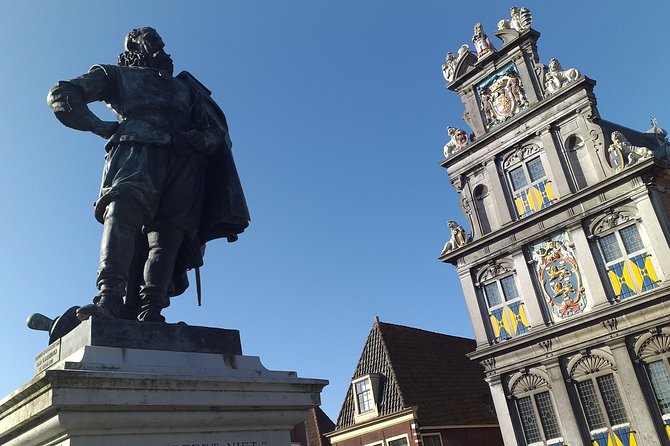 e-Scavenger hunt Hoorn: Explore the city at your own pace - Using the App Without a Guide: Start, Pause, and Let GPS Do the Work