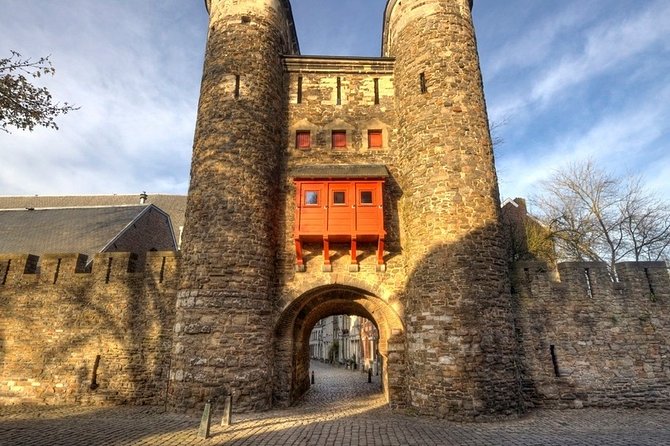 e-Scavenger hunt Maastricht: Explore the city at your own pace - What the app scavenger hunt feels like on the ground