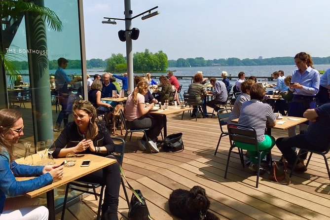 e-Scavenger hunt Rotterdam: Explore the city at your own pace - How the Qula smartphone trail works in Rotterdam