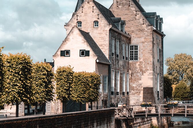 e-Scavenger hunt Valkenburg: Explore the city at your own pace - Your route through Valkenburg: from coal mines to Cauberg viewpoints